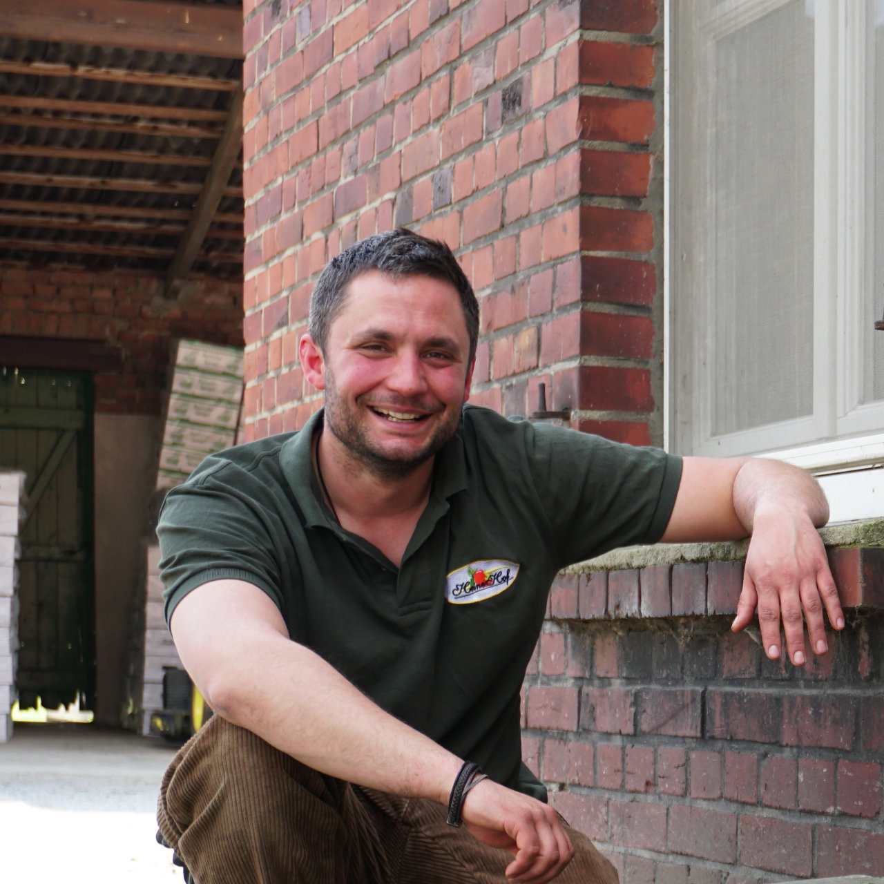 Christoph Heine begrüßt Sie auf dem Heine Hof